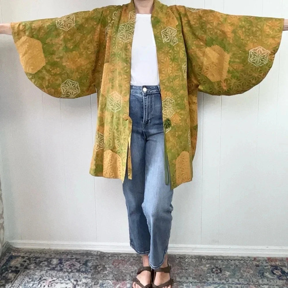 KIMONO jacket Haori VINTAGE TRADITIONAL JAPANESE Silk Green Yellow Batik Tie OS - Picture 4 of 16
